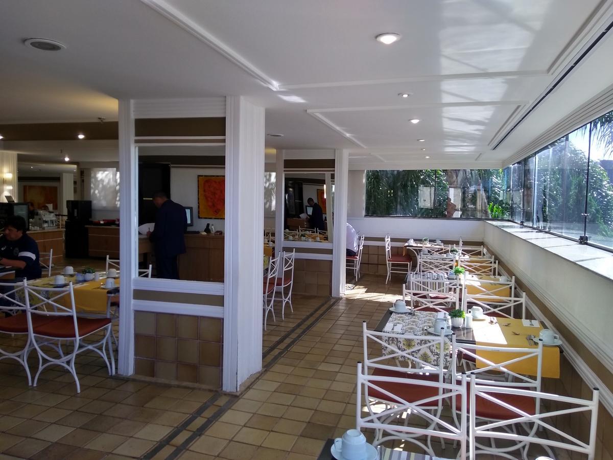 Barreto Apart-Hotel Kubit Brasília Buitenkant foto